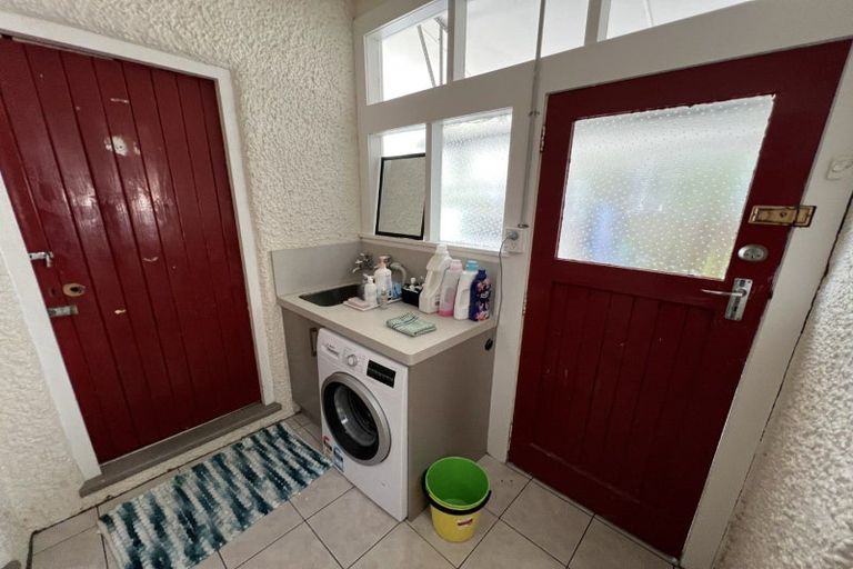 Photo of property in 7 Manawaroa Street, West End, Palmerston North, 4410