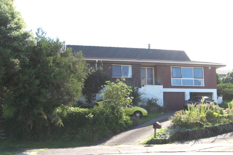 Photo of property in 18 Culver Terrace, Howick, Auckland, 2014