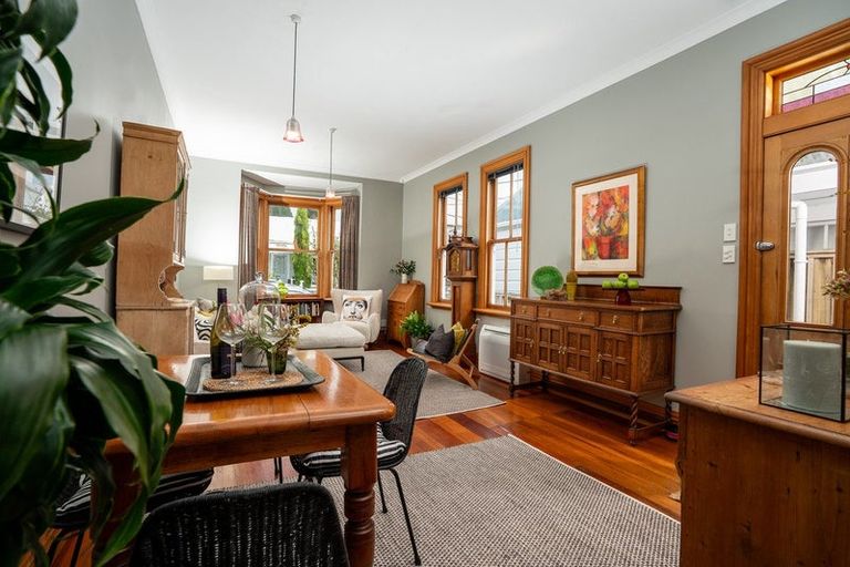 Photo of property in 93 Elizabeth Street, Mount Victoria, Wellington, 6011