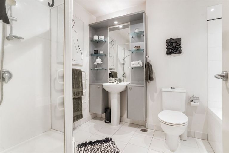 Photo of property in 7/386 Richmond Road, Grey Lynn, Auckland, 1021