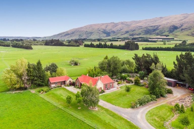 Photo of property in 173 Browns Road, Middlemarch, 9597