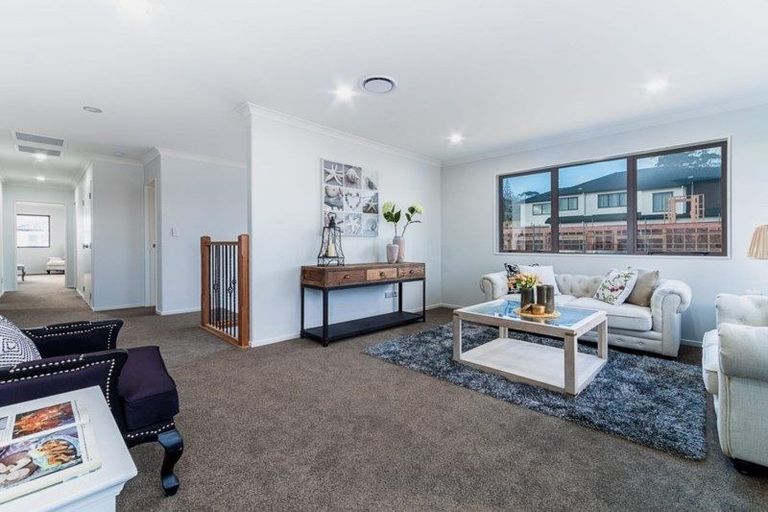 Photo of property in 42 Tinaku Road, Flat Bush, Auckland, 2019