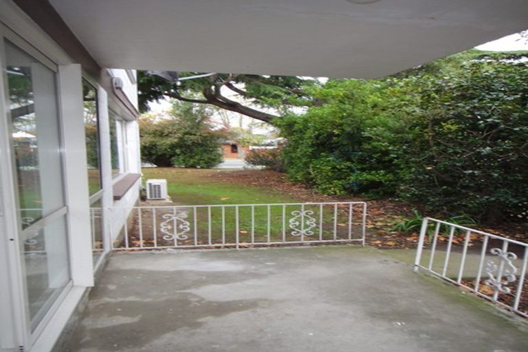 Photo of property in 1/48 Straven Road, Riccarton, Christchurch, 8011