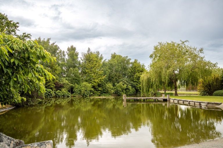 Photo of property in 201 Lochiel Branxholme Road, Lochiel, Winton, 9781