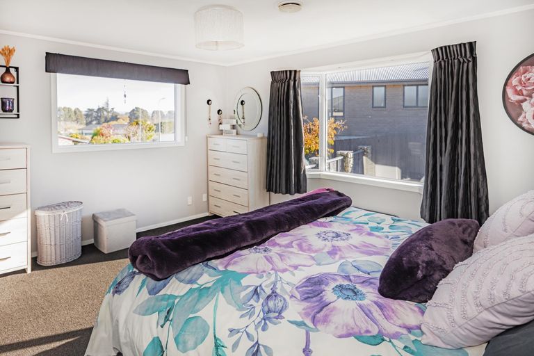 Photo of property in 3 Leven Street, South Hill, Oamaru, 9400