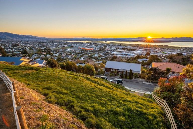 Photo of property in 4 Kamahi Way, Tahunanui, Nelson, 7011