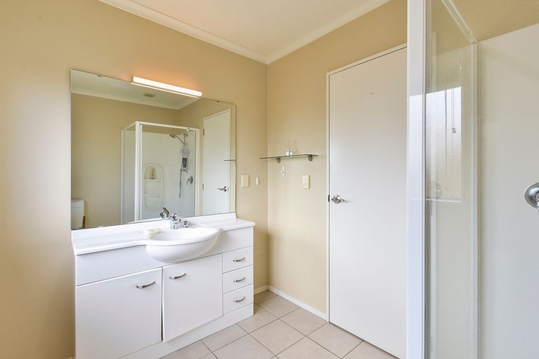 Photo of property in 19 Fergy Crescent, Wattle Downs, Auckland, 2103