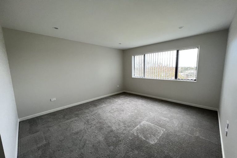 Photo of property in 55c Potter Avenue, Northcote, Auckland, 0627