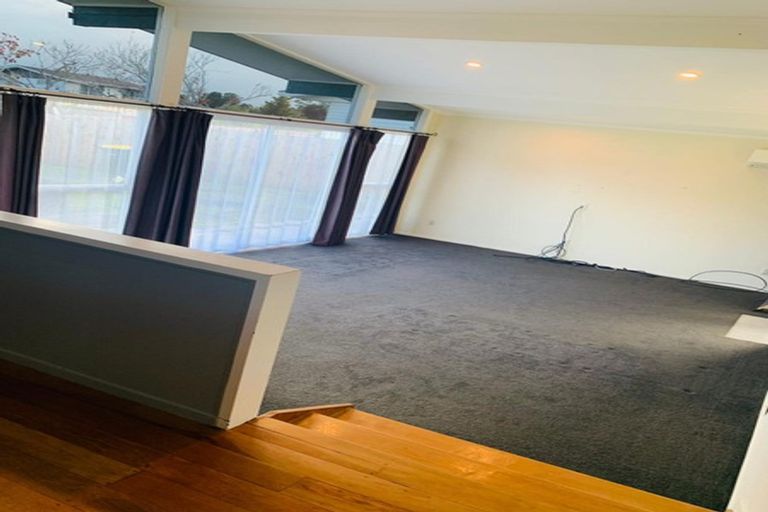 Photo of property in 14 Cargill Street, Papakura, 2110