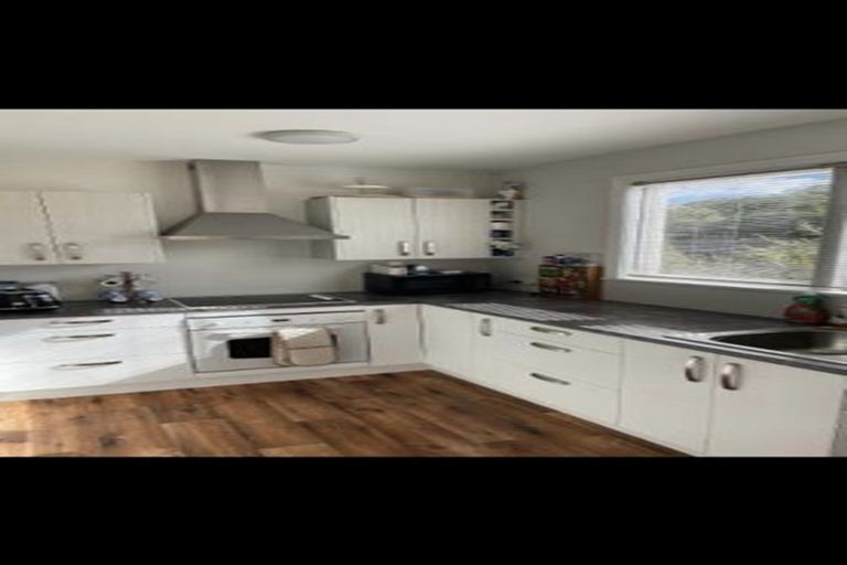 Photo of property in 5a Harrold Street, Highbury, Wellington, 6012