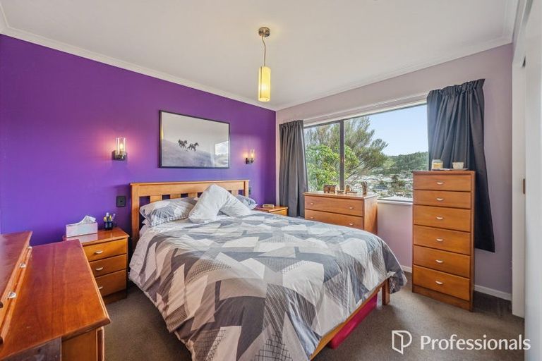 Photo of property in 15c Glen Road, Stokes Valley, Lower Hutt, 5019