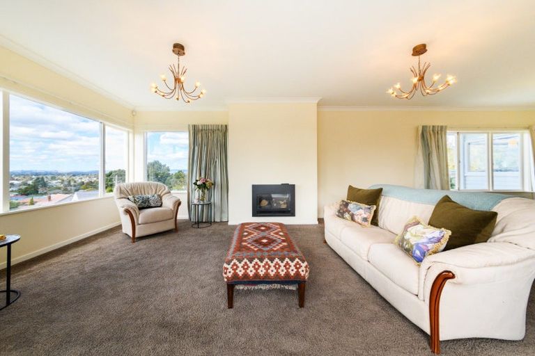 Photo of property in 12 Highfield Road, Feilding, 4702
