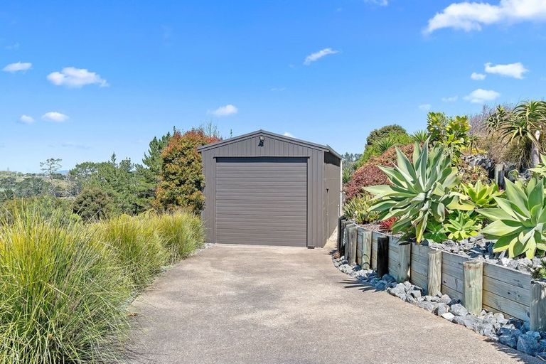 Photo of property in 104 Vaughans Road, Long Bay, Albany, 0792