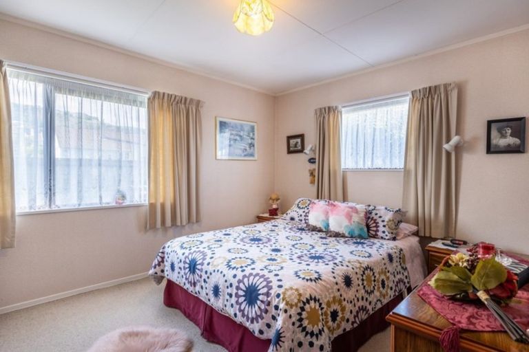 Photo of property in 1/5 Ngaio Street, Stoke, Nelson, 7011