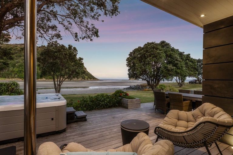 Photo of property in 28 The Strand, Waiwera, Orewa, 0994