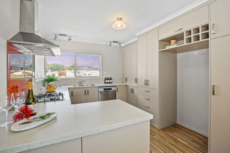 Photo of property in 22 Fulford Street, New Plymouth, 4310