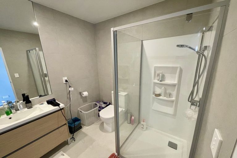 Photo of property in 20 Owen Chapman Drive, Red Beach, 0932