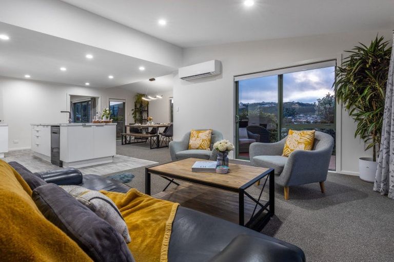 Photo of property in 42f James Cook Drive, Whitby, Porirua, 5024