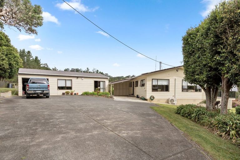 Photo of property in 310 Whananaki Road North, Opuawhanga, Hikurangi, 0181