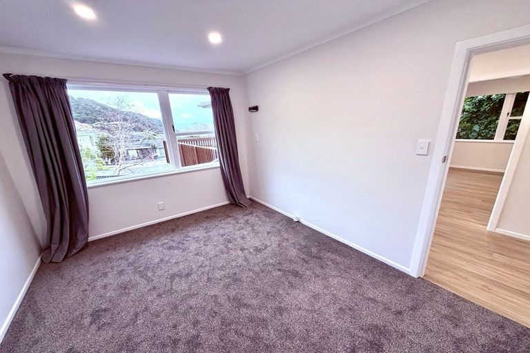 Photo of property in 9 Damian Grove, Waterloo, Lower Hutt, 5011
