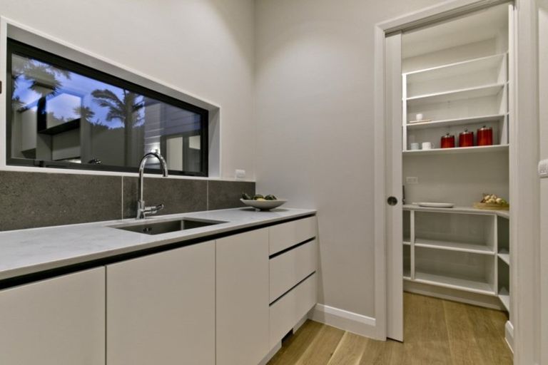 Photo of property in 13 Henry Blyth Lane, Greenhithe, Auckland, 0632