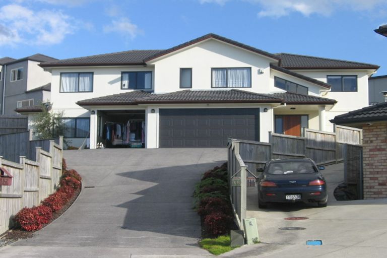 Photo of property in 16 Gortin Close, East Tamaki, Auckland, 2013