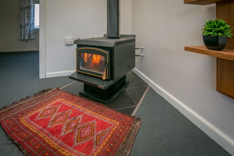 Photo of property in 14 Hobbs Street, Hororata, 7572