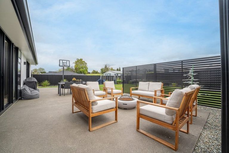 Photo of property in 43 Meadowstone Street, Gleniti, Timaru, 7910