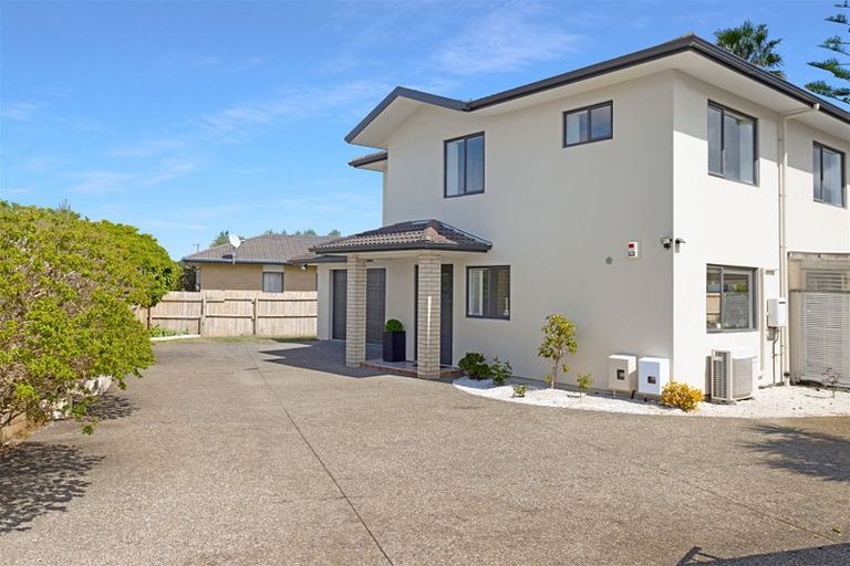 Photo of property in 52b Rimu Street, New Lynn, Auckland, 0600