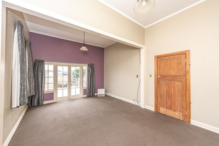 Photo of property in 23 Ruapehu Street, Castlecliff, Whanganui, 4501