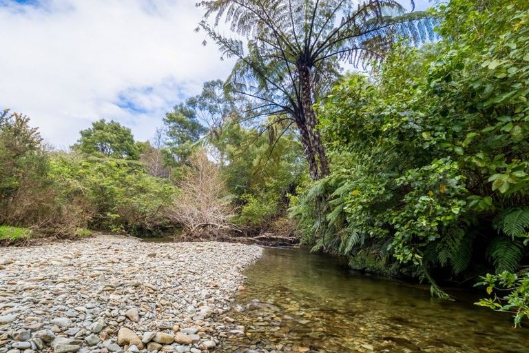 Photo of property in 29 Waiwhero Road, Barrytown, Runanga, 7873