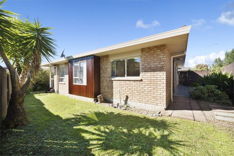 Photo of property in 16 Munroe Road, Ranui, Auckland, 0612