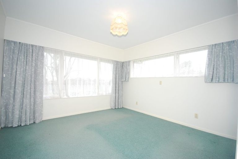 Photo of property in 19 Maxwelton Drive, Mairangi Bay, Auckland, 0630