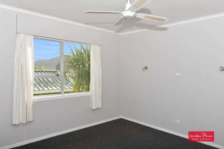 Photo of property in 18 Raewyn Street, Morningside, Whangarei, 0110