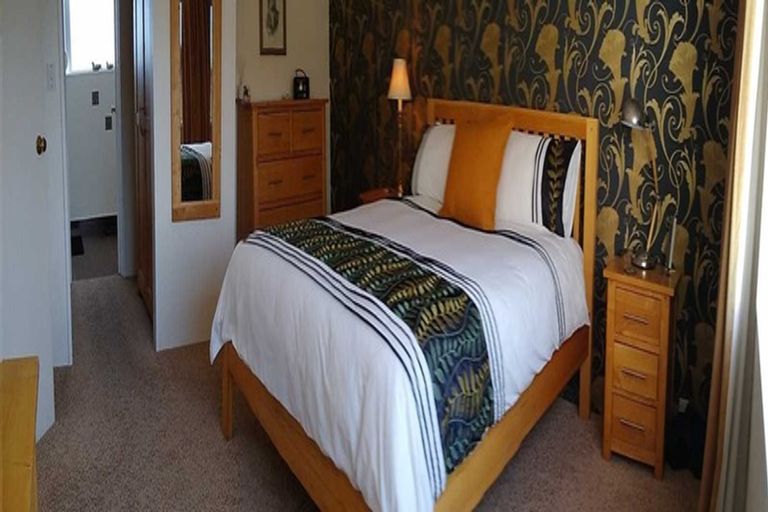 Photo of property in 121 Thompson Road, Bluff Hill, Napier, 4110