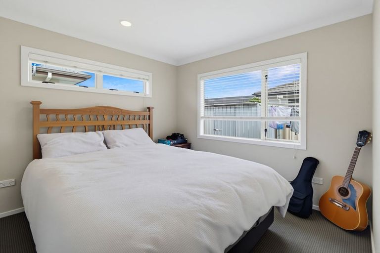 Photo of property in 5 Pania Place, Poraiti, Napier, 4112