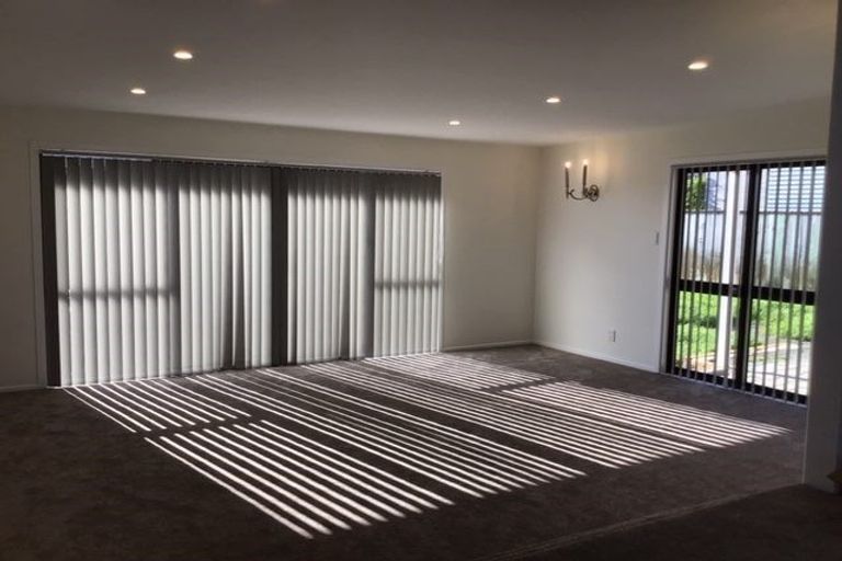 Photo of property in 2/17 Tristram Avenue, Forrest Hill, Auckland, 0620