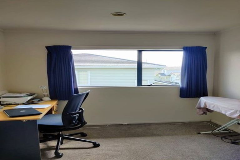 Photo of property in 14 Butia Avenue, Henderson, Auckland, 0612