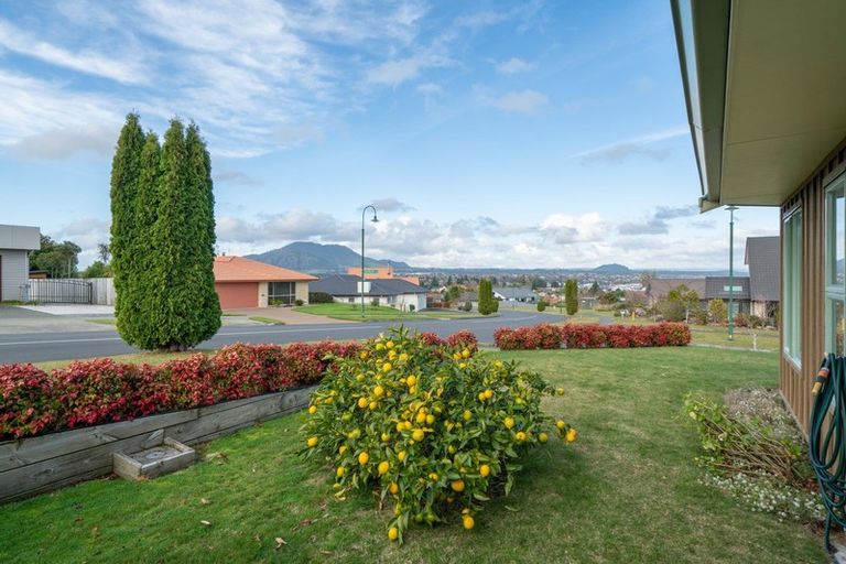 Photo of property in 5 Vaucluse Drive, Nukuhau, Taupo, 3330