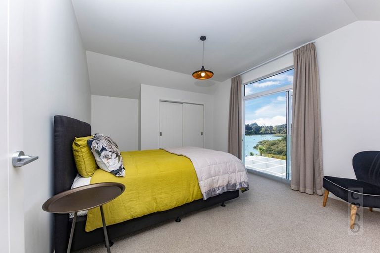 Photo of property in 10 Tauwaka Crescent, Riverhead, 0820