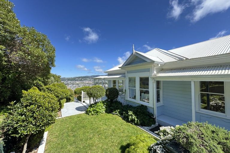 Photo of property in 117 Townsend Road, Miramar, Wellington, 6022