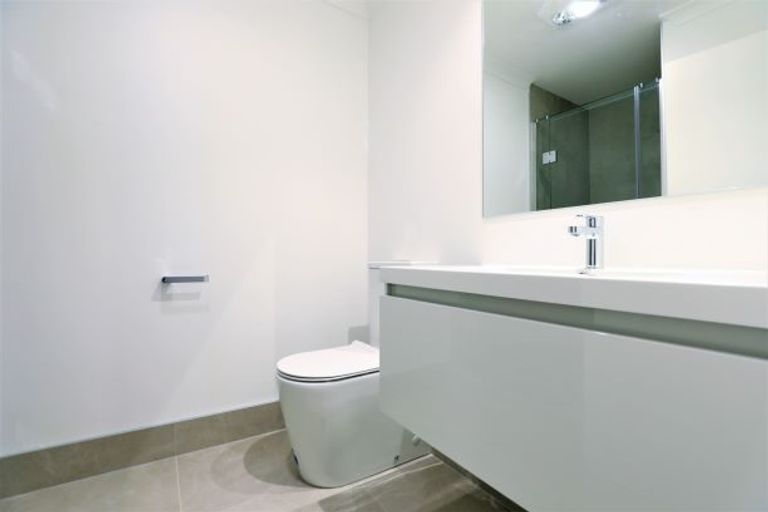 Photo of property in 39 Sun Orchid Avenue, Wiri, Auckland, 2104