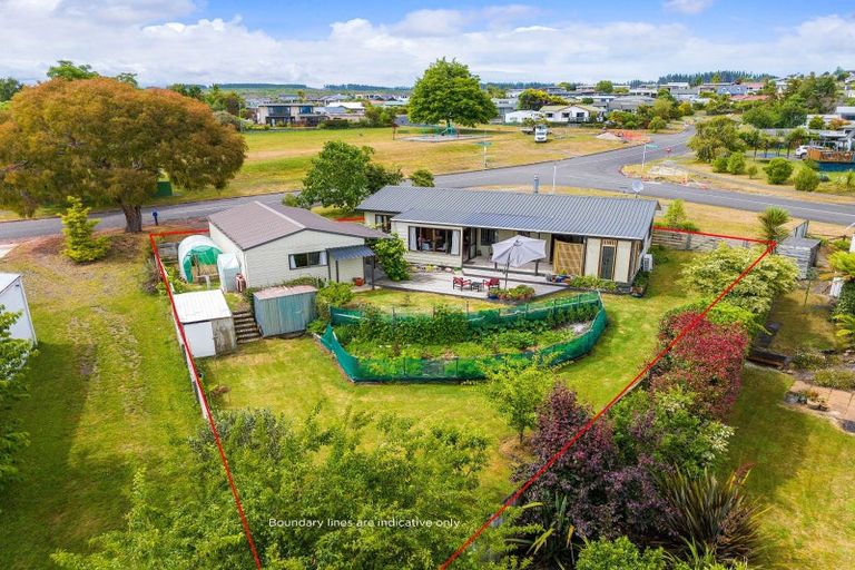 Photo of property in 2 Parekaawa Drive, Motuoapa, Turangi, 3382