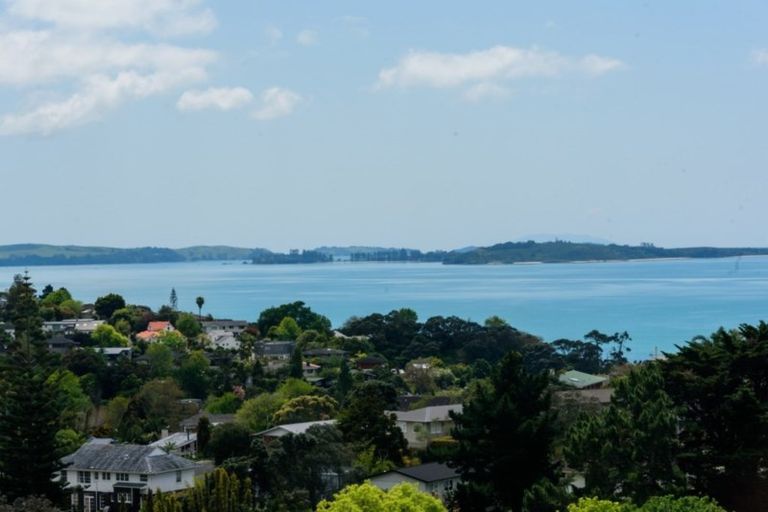 Photo of property in 18 Towbridge Place, Howick, Auckland, 2014