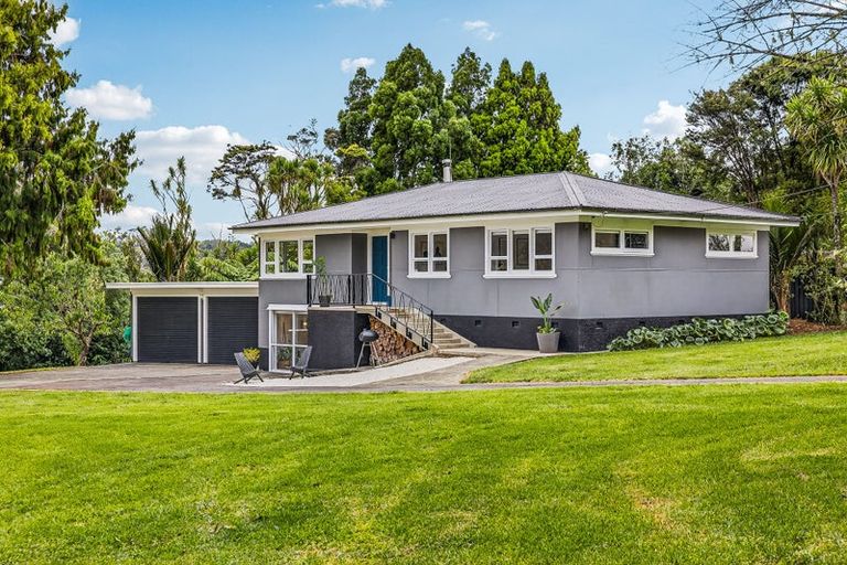 Photo of property in 6 Walker Road, Henderson Valley, Auckland, 0612