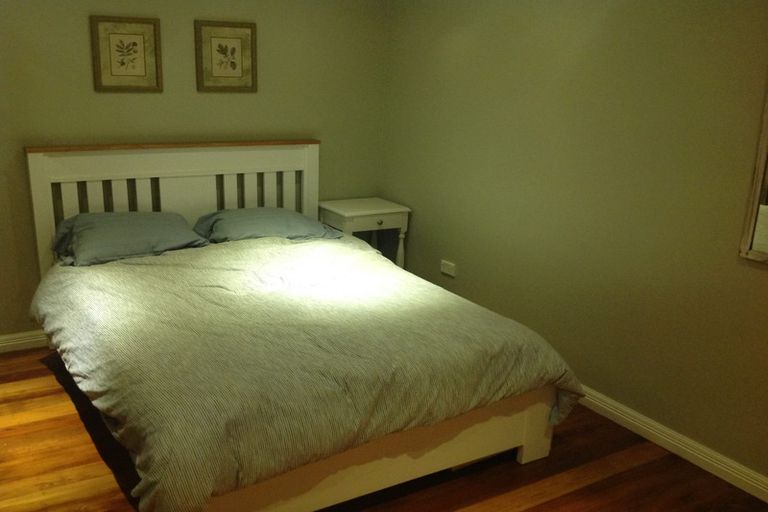 Photo of property in 30 Rock Isle Road, Torbay, Auckland, 0630