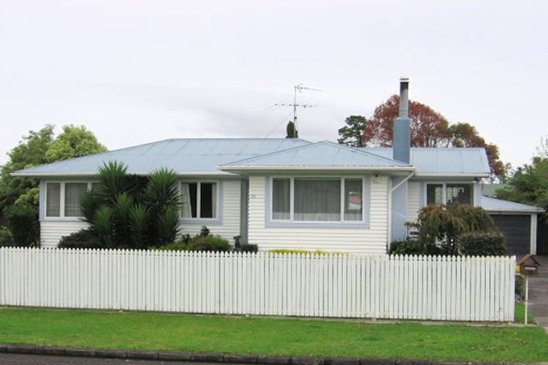 Photo of property in 16 Challinor Street, Pakuranga, Auckland, 2010