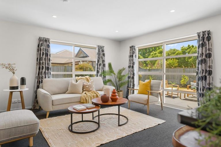 Photo of property in 37 Broken Run, Wigram, Christchurch, 8025