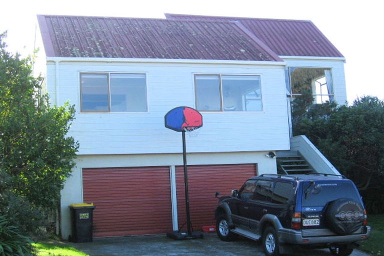 Photo of property in 9 Bodmin Terrace, Camborne, Porirua, 5026