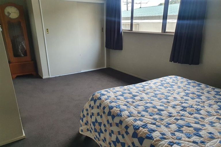 Photo of property in 73 Devon Street, Picton, 7220